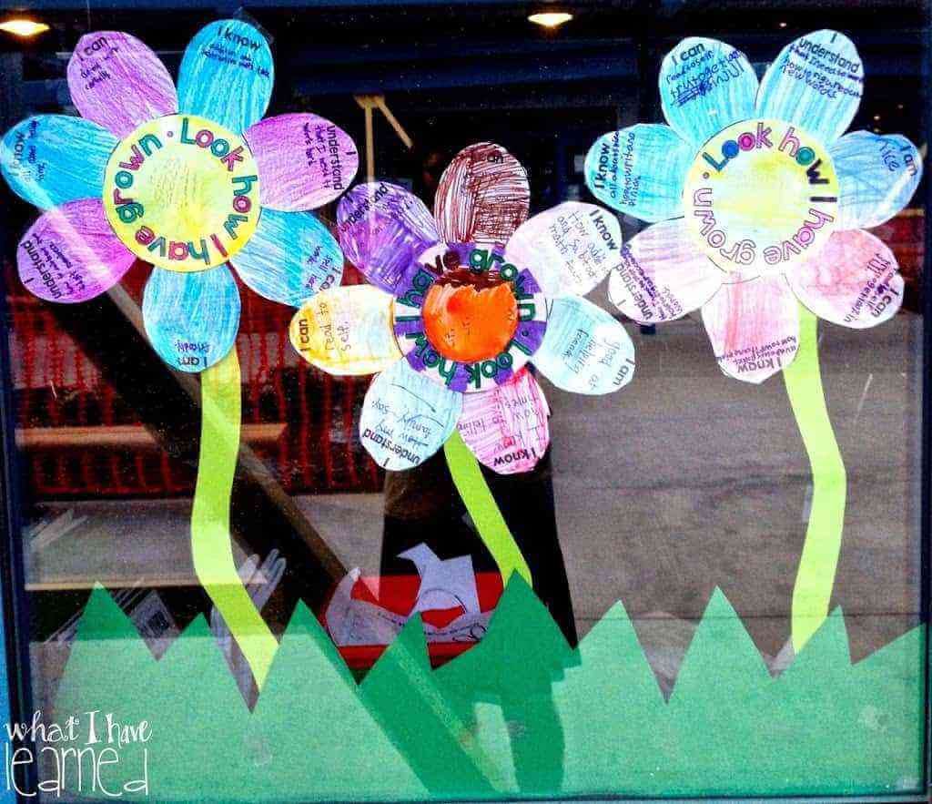 Look How I Have Grown! Students reflect on their growth over the past year by writing and drawing about what they "know, understand, can do and are". This is the perfect spring craft for your classroom.