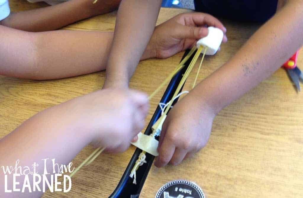 Collaborative Learning - Teach Students to Work Together in Small Groups 3 classroom collaboration