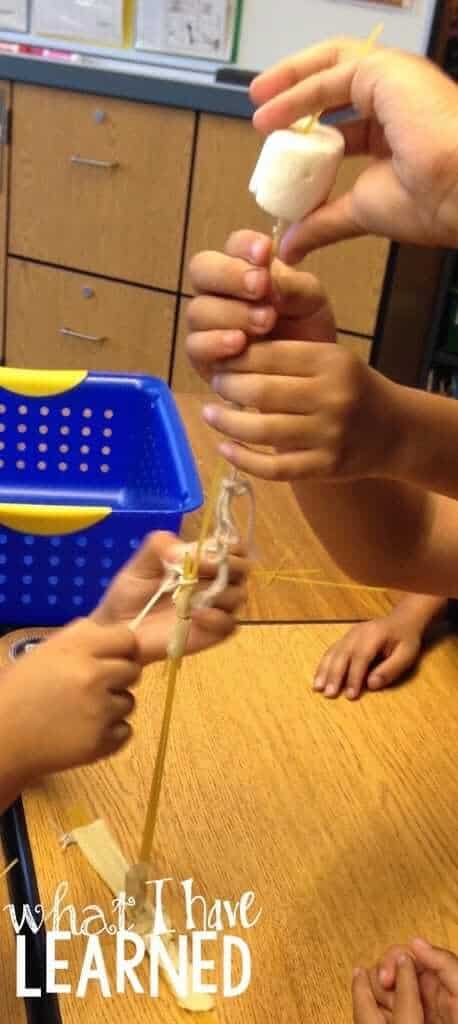 Collaborative Learning - Teach Students to Work Together in Small Groups 6 classroom collaboration