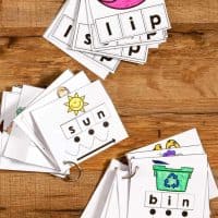 A fun kindergarten activity that engages learners in segmenting CVC words. Students cut, glue, and color the cvc words. However, it's more than just a fun worksheet. Cut out the cards, hole punch, and place on a ring for continued practice. Fold the picture over and create flash cards on a ring.