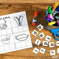 A fun kindergarten activity that engages learners in segmenting CVC words. Students cut, glue, and color the cvc words. However, it's more than just a fun worksheet. Cut out the cards, hole punch, and place on a ring for continued practice. Fold the picture over and create flash cards on a ring.