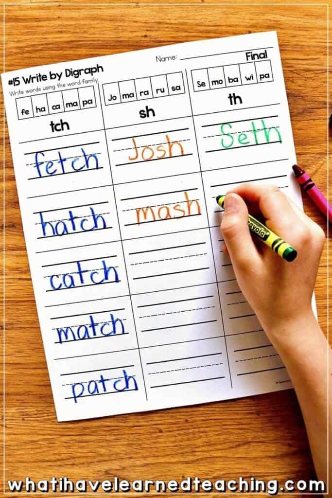 Digraph phonics worksheets that help students blend, segment, and read words with TH, SH, CH, TCH, and WH. These phonics printables are great for kindergarten and first-grade reading centers or readers workshop. They make a great intervention for second grade and are differentiated from phonemic awareness activities to writing sentences. #digraphs #phonicsworksheets #teachdigraphs