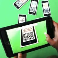 qr code on tablet.