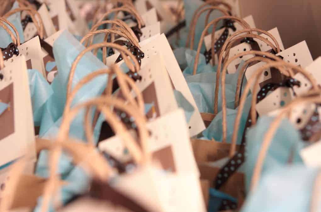 inexpensive gifts for students.